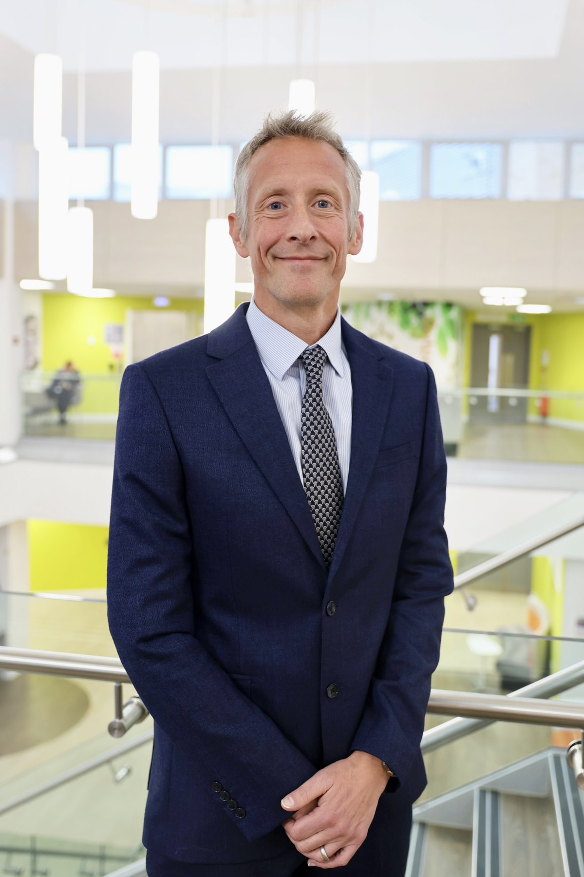 Mr Alex Chipperfield, Consultant Orthopaedic Surgeon